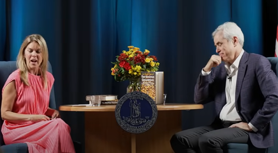 प्रथम महिला सुज़ैन यंगकिन और डॉ. जोनाथन हैड्ट